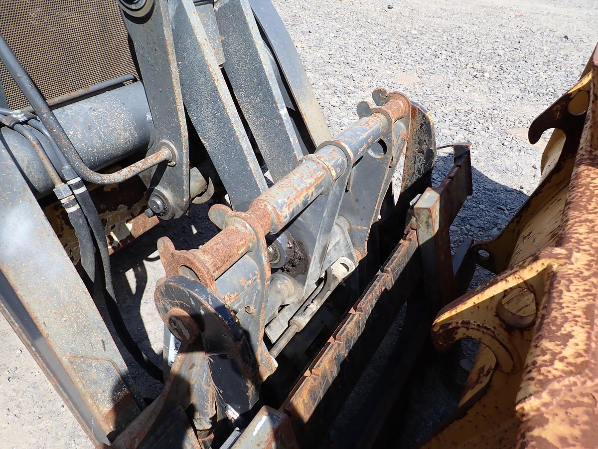 Used 2018 John Deere 410L Loader Backhoe LOADED! Q/C FORKS EXTENDAHOE