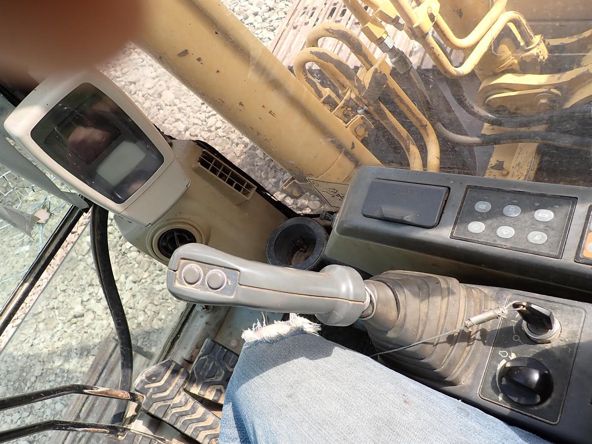 Used 2001 CAT 320CL Hydraulic Excavator