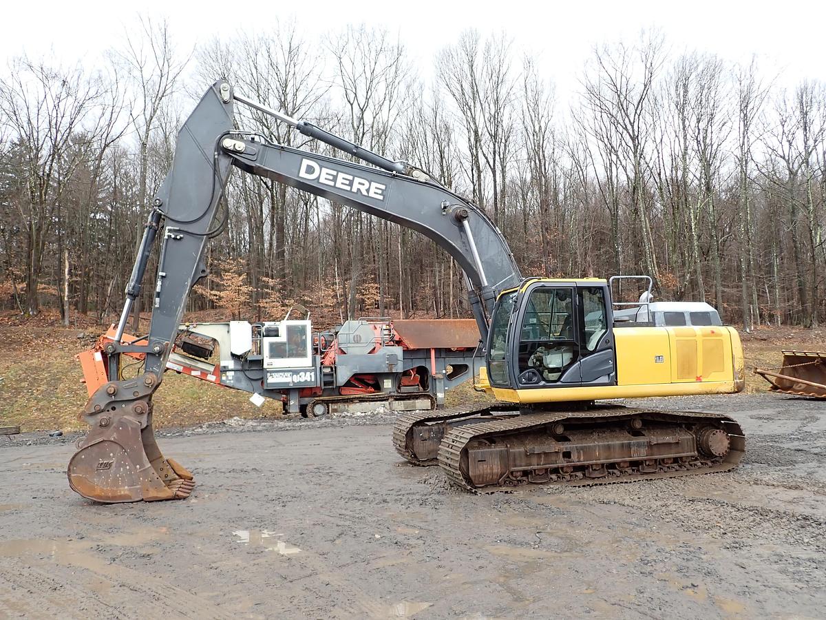 Used 2020 John Deere 300G LC Hydraulic Excavator