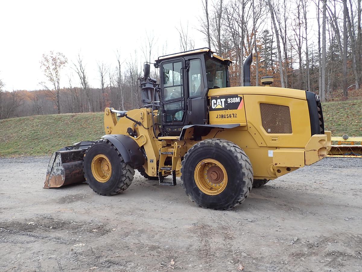 Used 2019 CAT 938M