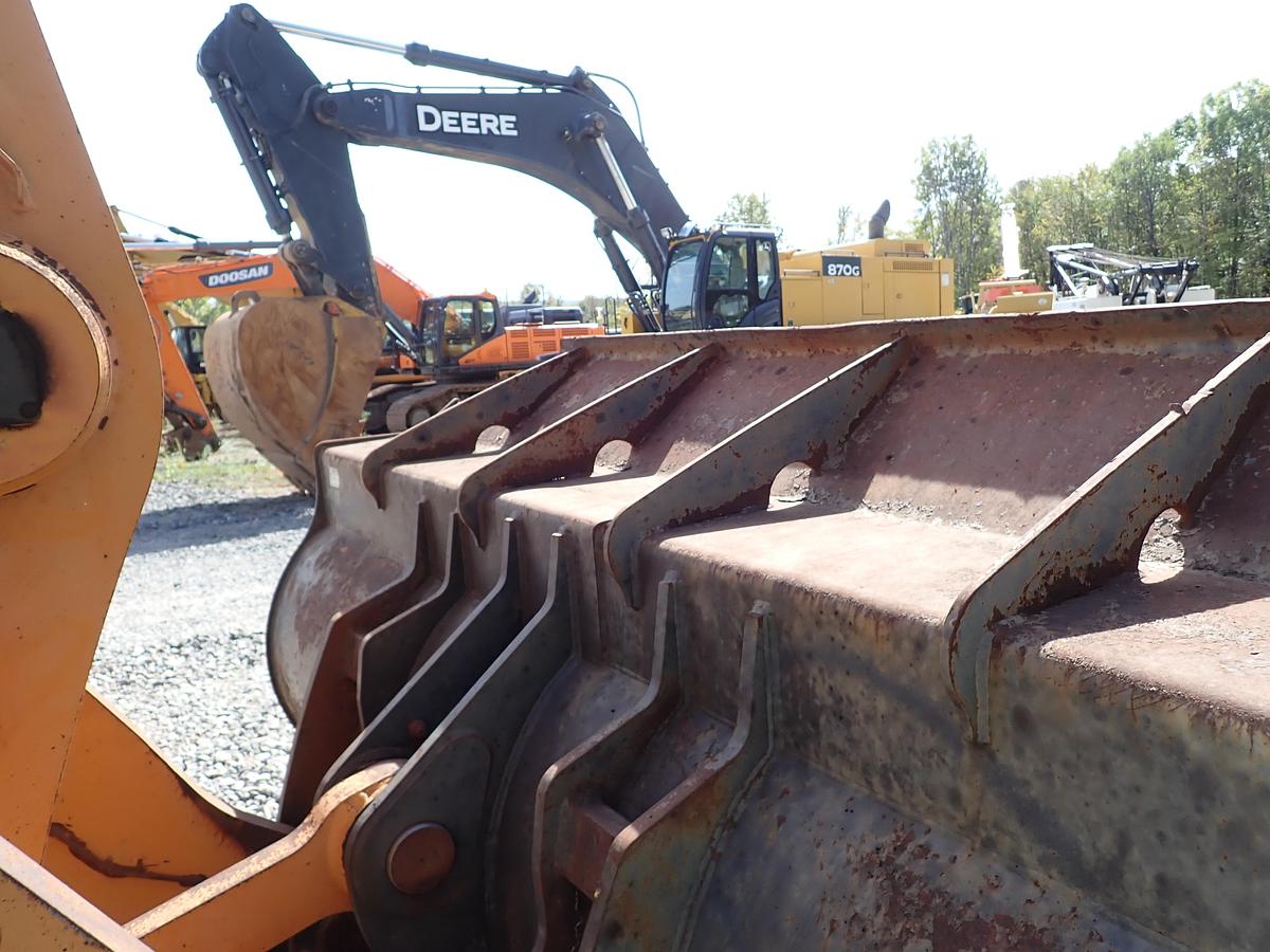 Used 2012 Case 1021F Wheel Loader 5700 HOURS