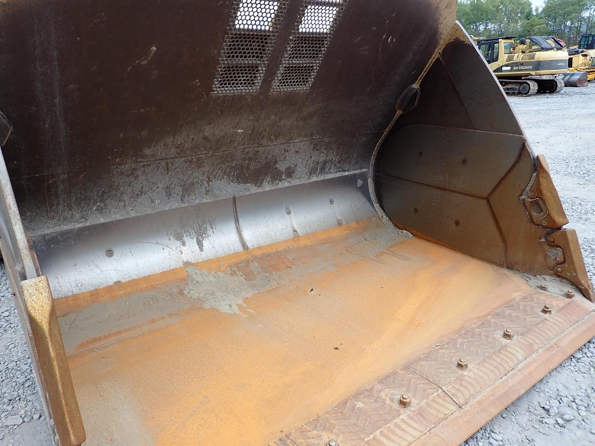 Used 2015 CAT 982M Wheel Loader