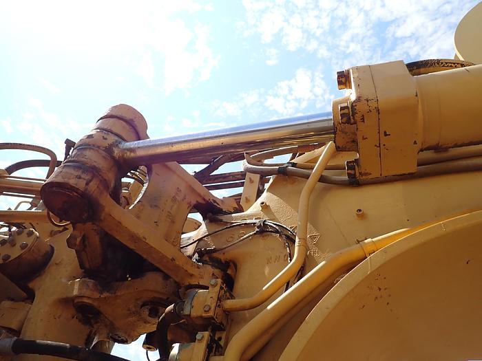 Used 2001 CAT 621G Motor Scraper