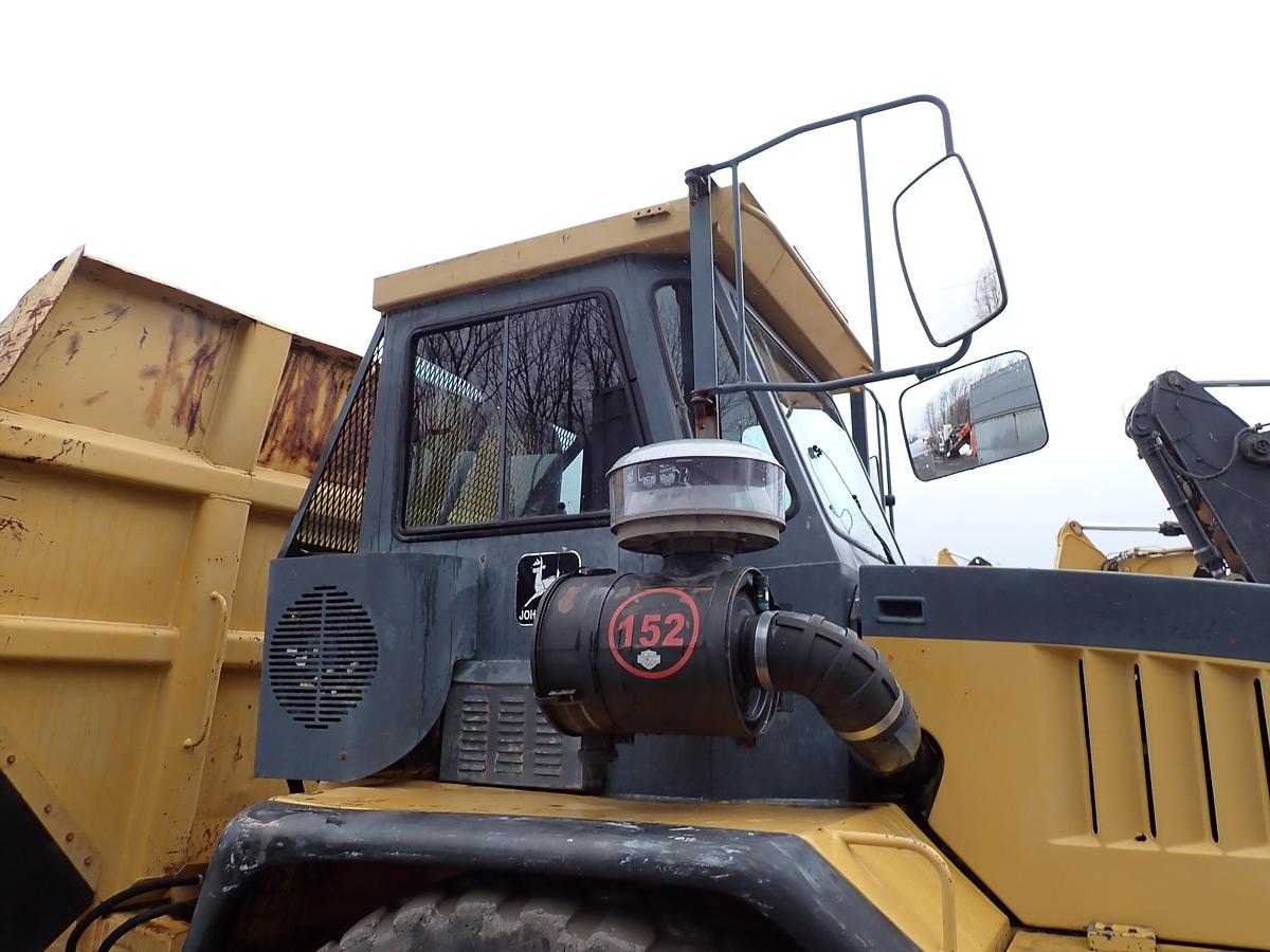 Used 2000 John Deere 300C Articulated Haul Truck