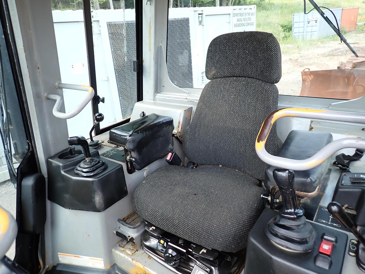 Used 2004 CAT D5G LGP Crawler Dozer