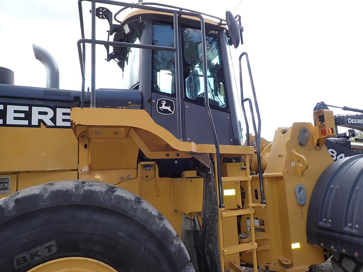 Used 2017 John Deere 844K III Wheel Loader AGGREGATE HANDLER