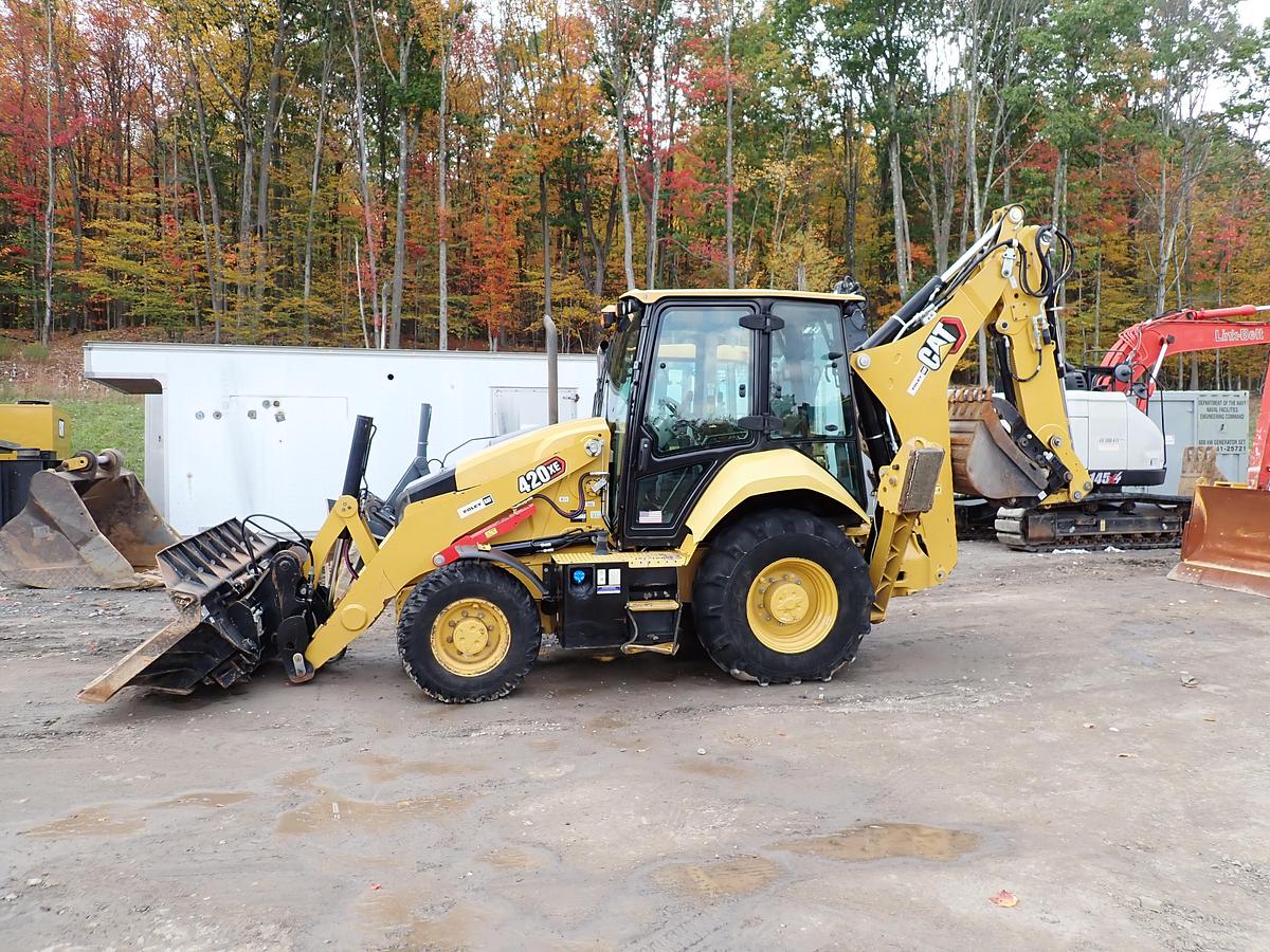 Used 2022 CAT 420 XE Backhoe Loader 