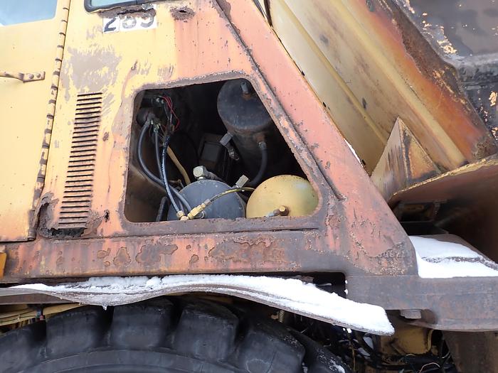 Used 1985 CAT 769C Rigid Frame Water Truck 8000 Gallon