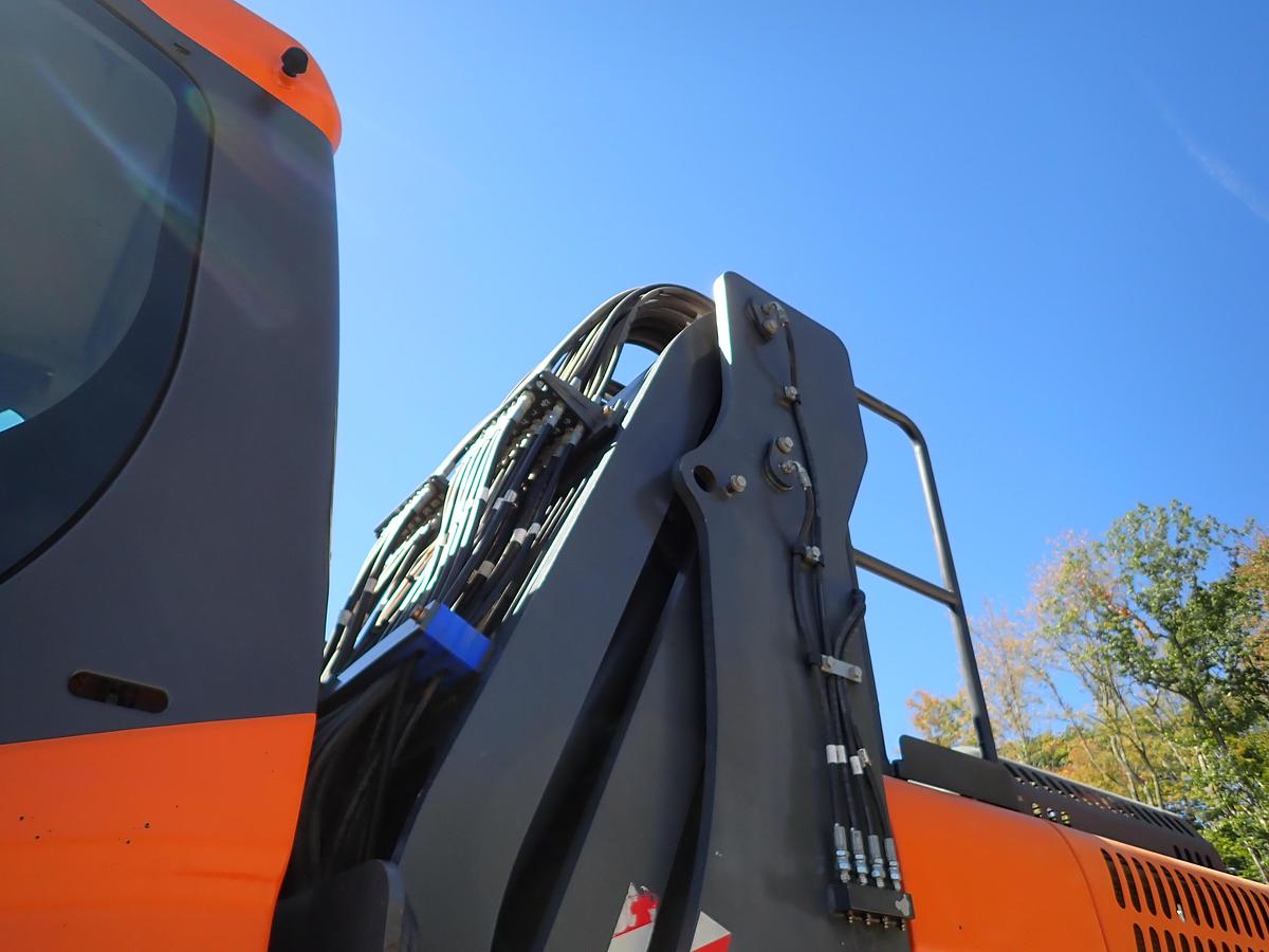 Used 2019 Doosan DX210WMH-5 Wheeled Excavator Material Handler