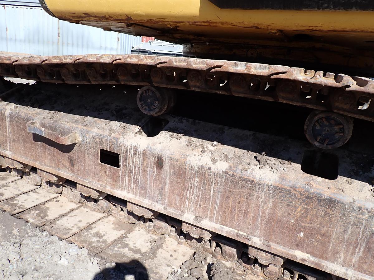 Used 2005 CAT 330CL Hydraulic Excavator