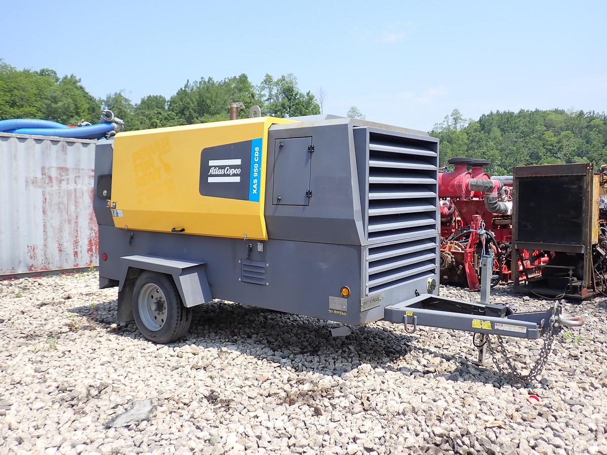 Used 2019 Atlas Copco XAS950CD8 950 CFM Air Compressor 1496 HOURS