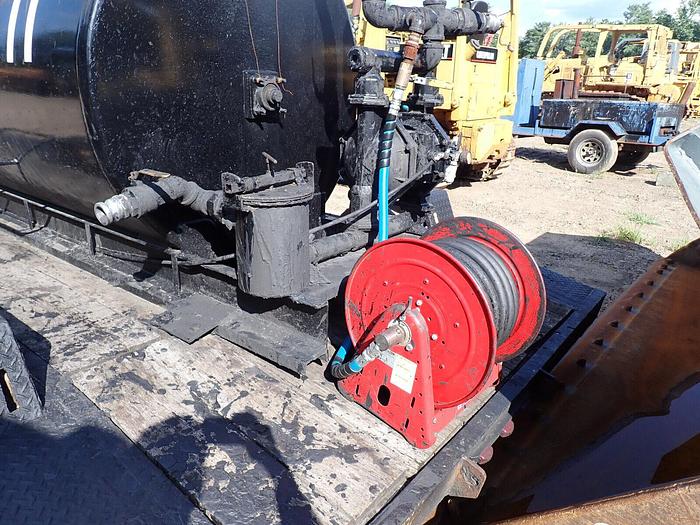 Used Sealmaster SK575 Pro Air 575 Gallon Sealcoating Machine Sealcoat WITH TRAILER