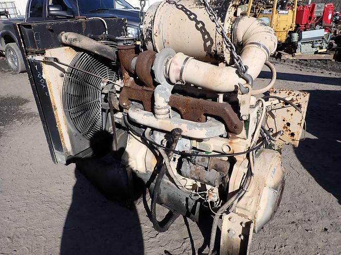 Used John Deere 6081TF001