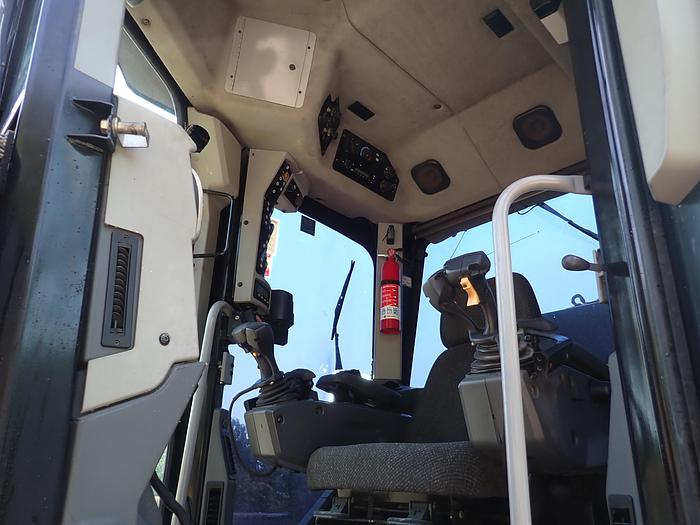 Used 2015 CAT 120M2 AWD