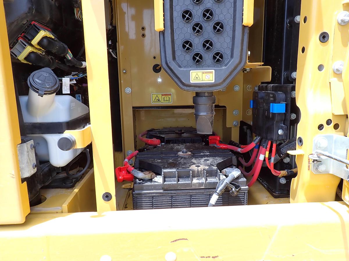 Used 2022 CAT 323 Excavator HYDRAULIC THUMB! 