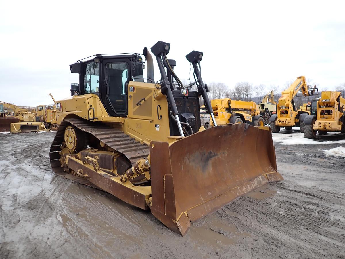 Used 2022 CAT D6 LGP Crawler Dozer 