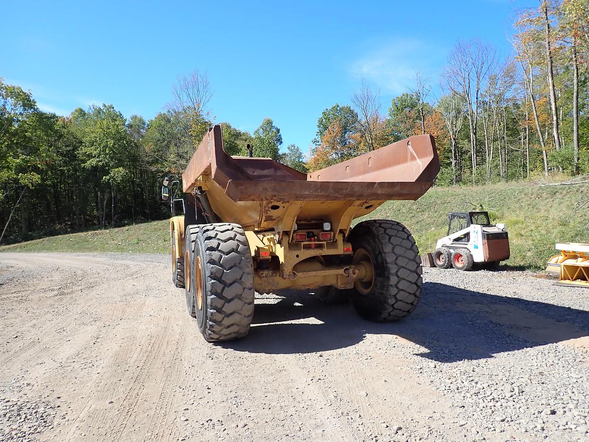Used 2004 CAT 735 Articulated Haul Truck