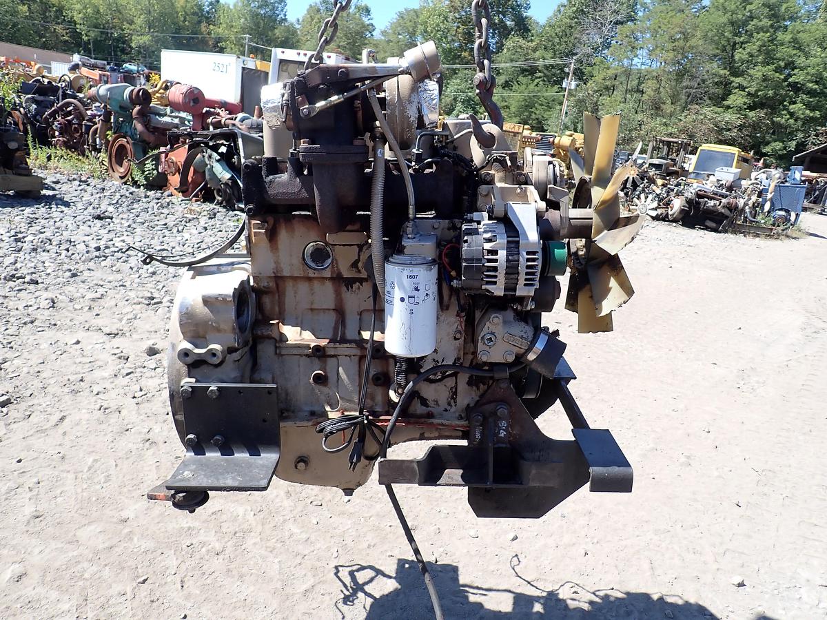 Used 2001 Cummins 4BT 3.9 Diesel Engine CPL 2302 