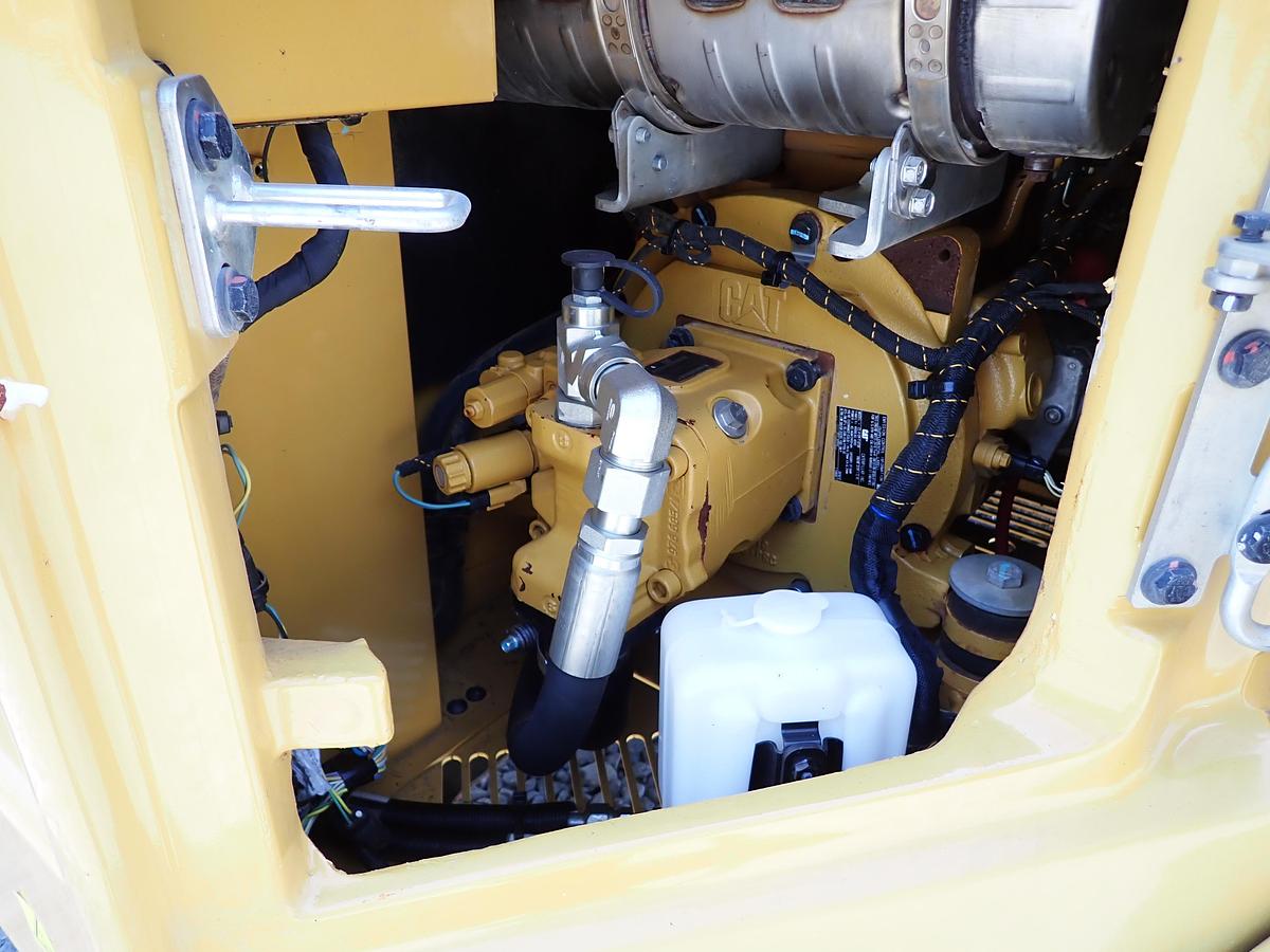 Used 2020 CAT 306 CR Hydraulic Excavator THUMB 1500 HOURS