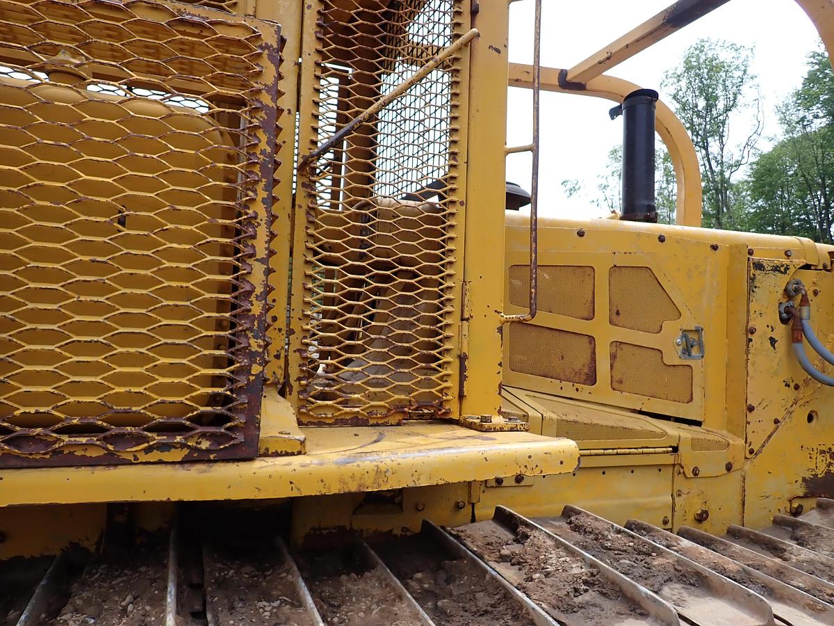 Used 1976 CAT D7G Crawler Dozer FORESTRY PACKAGE w/ WINCH