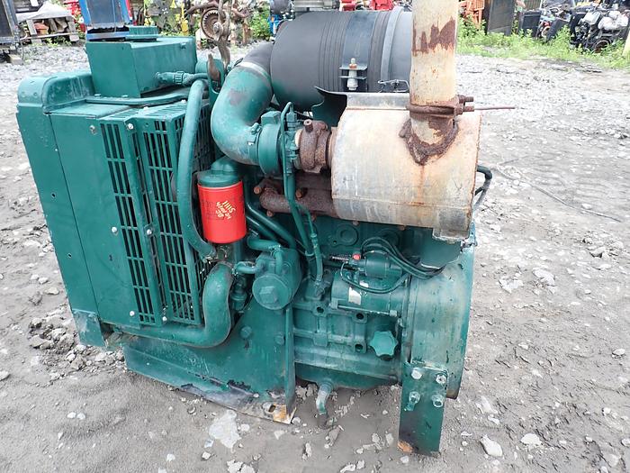 Used John Deere 4024TF281