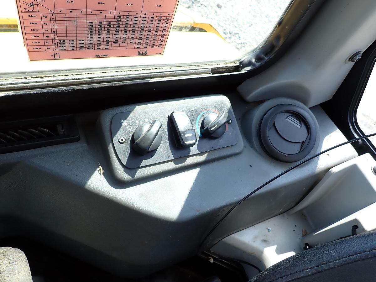 Used 2016 CAT 304E2 CR Mini Excavator HYDRAULIC THUMB!