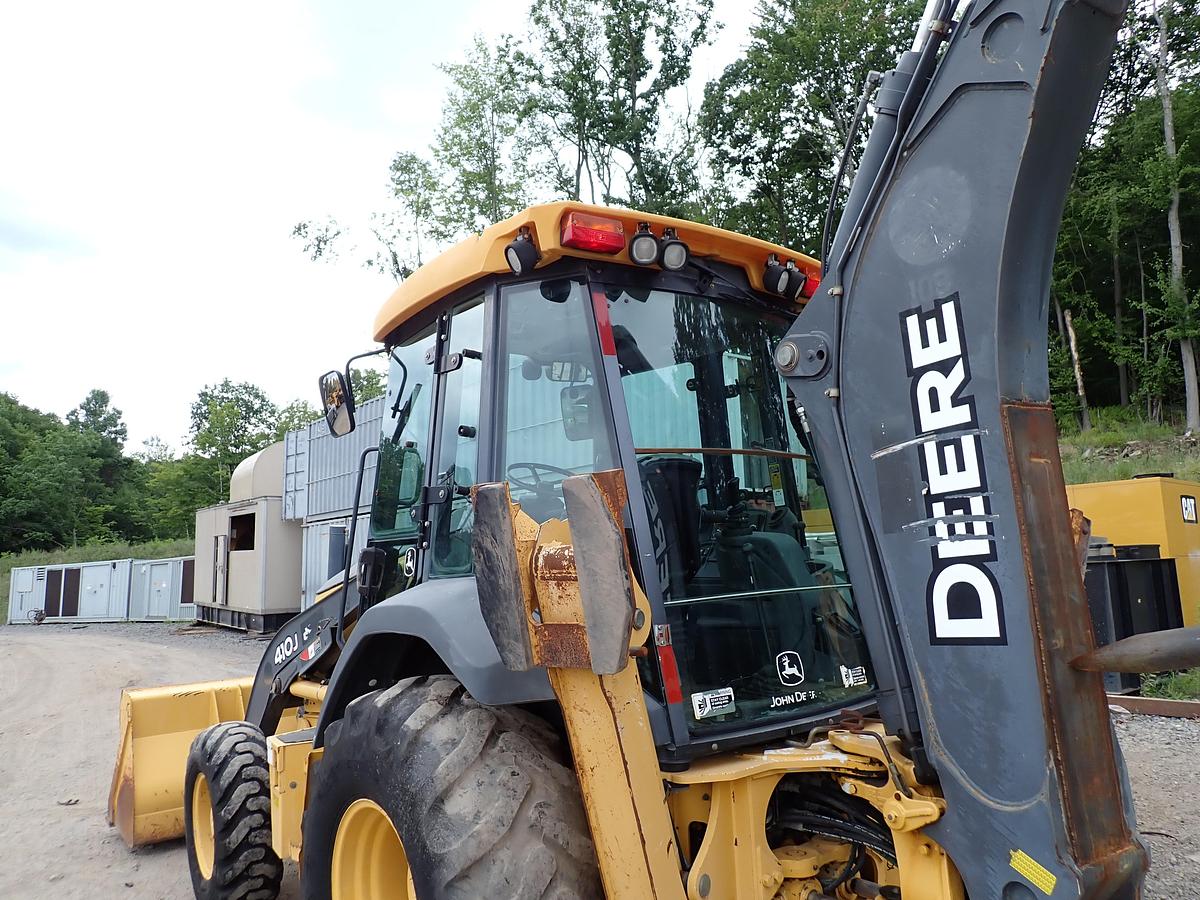 Used 2010 John Deere 410J Loader Backhoe 1100 HOURS!