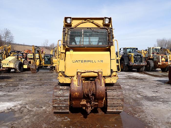 Used 1982 CAT D5B Crawler Dozer w/ CAB & WINCH 
