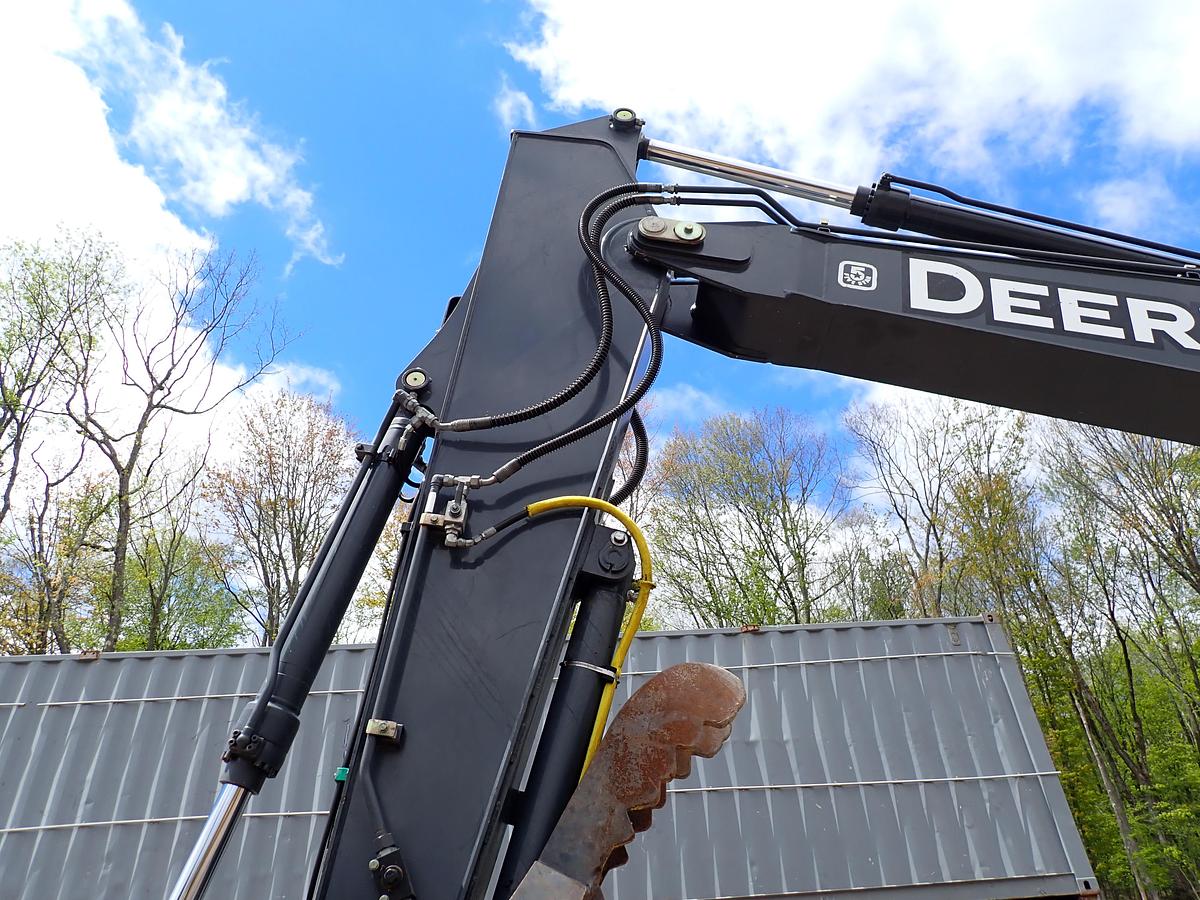 Used 2015 John Deere 160G LC Excavator HYDRAULIC THUMB & QC