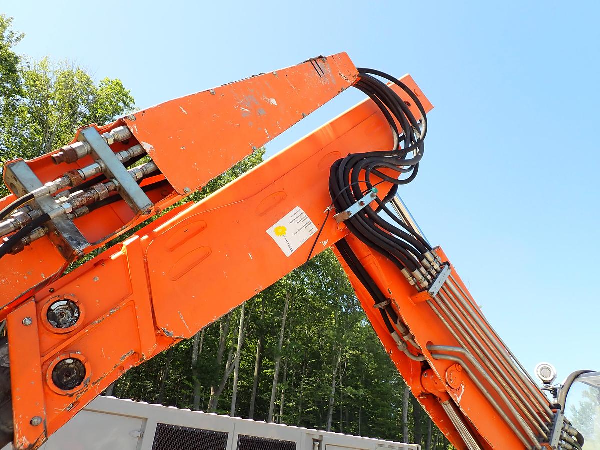 Used 2018 Menzi Muck A91