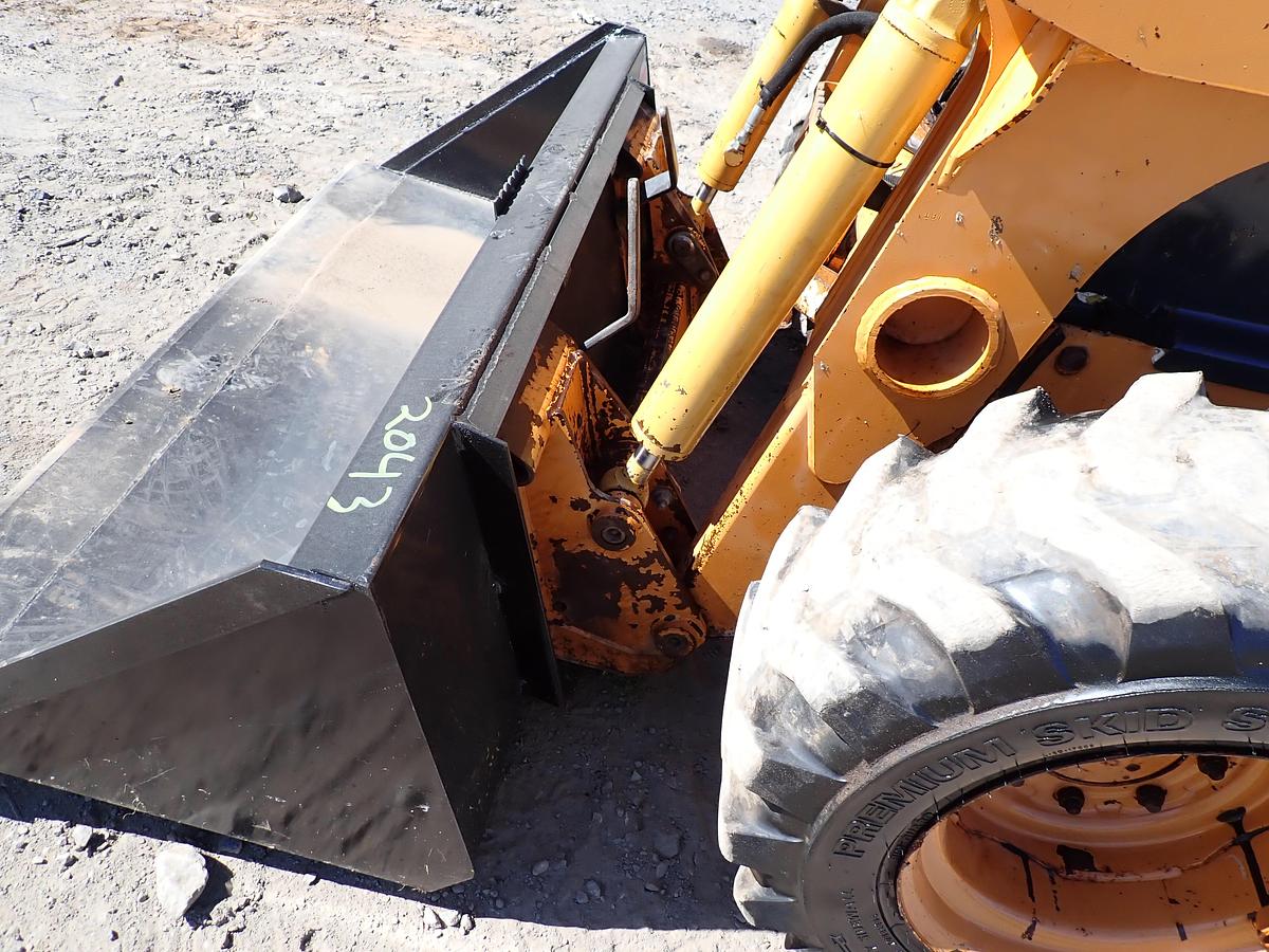 Used 2005 Case 60XT Skid Steer Loader