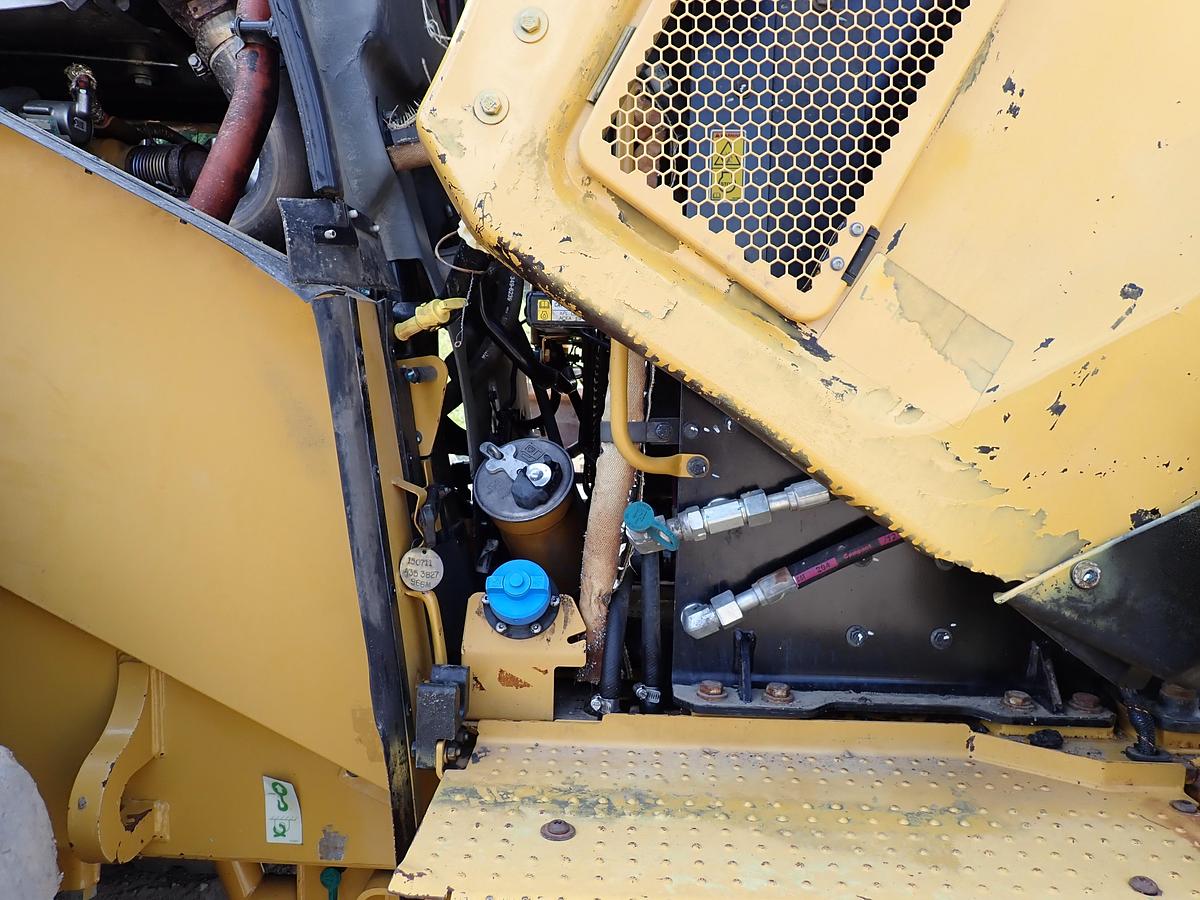 Used 2018 CAT 972M Wheel Loader