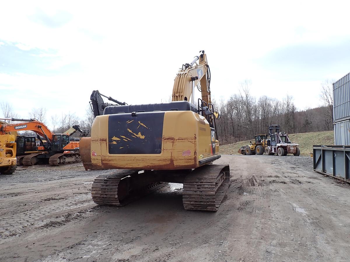 Used 2015 CAT 329FL Hydraulic Excavator 
