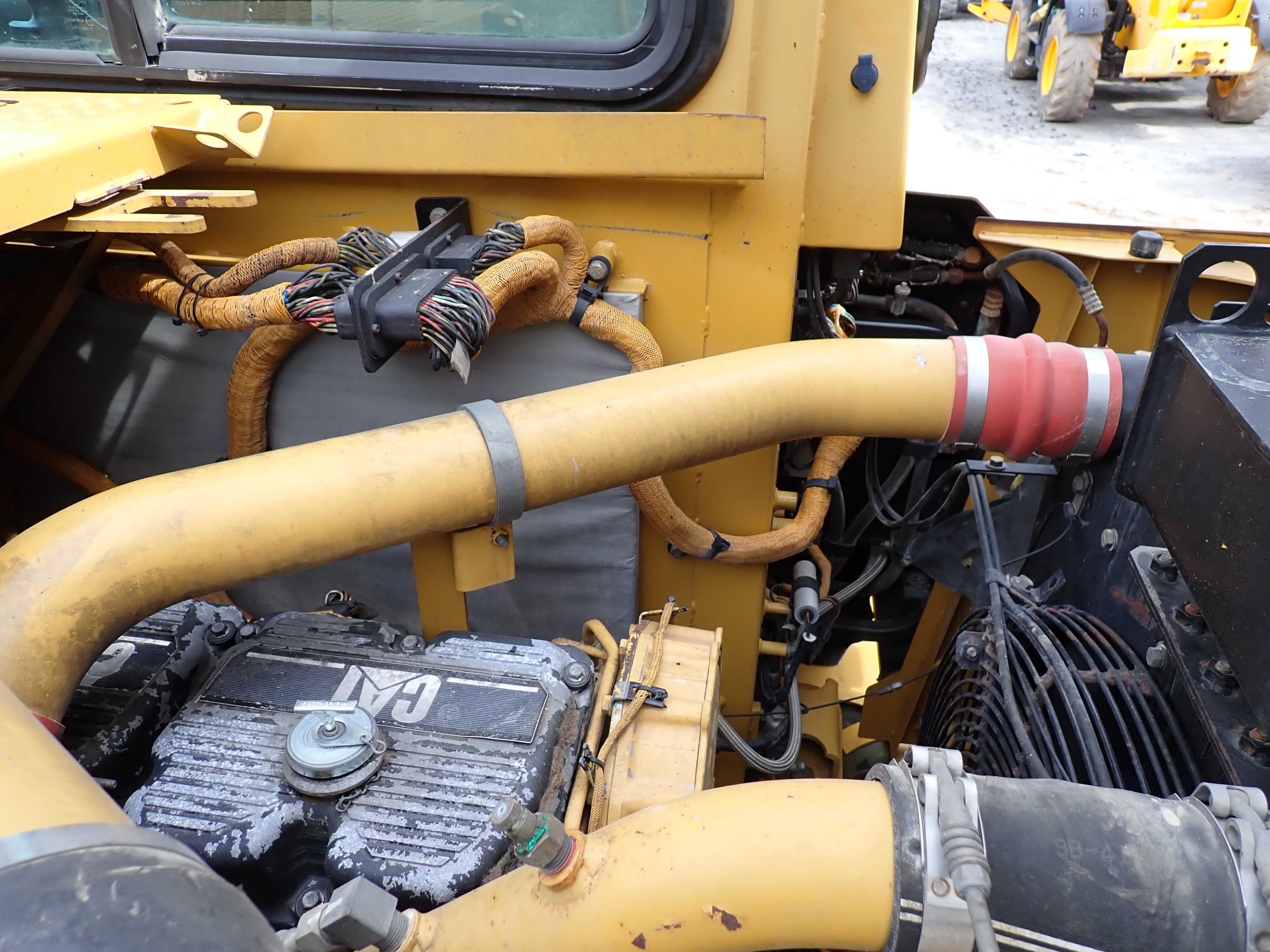 Used 2007 CAT 621G Motor Scraper