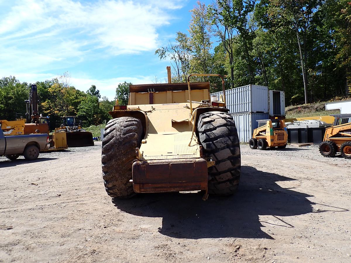 Used 2004 CAT 621G Motor Scraper