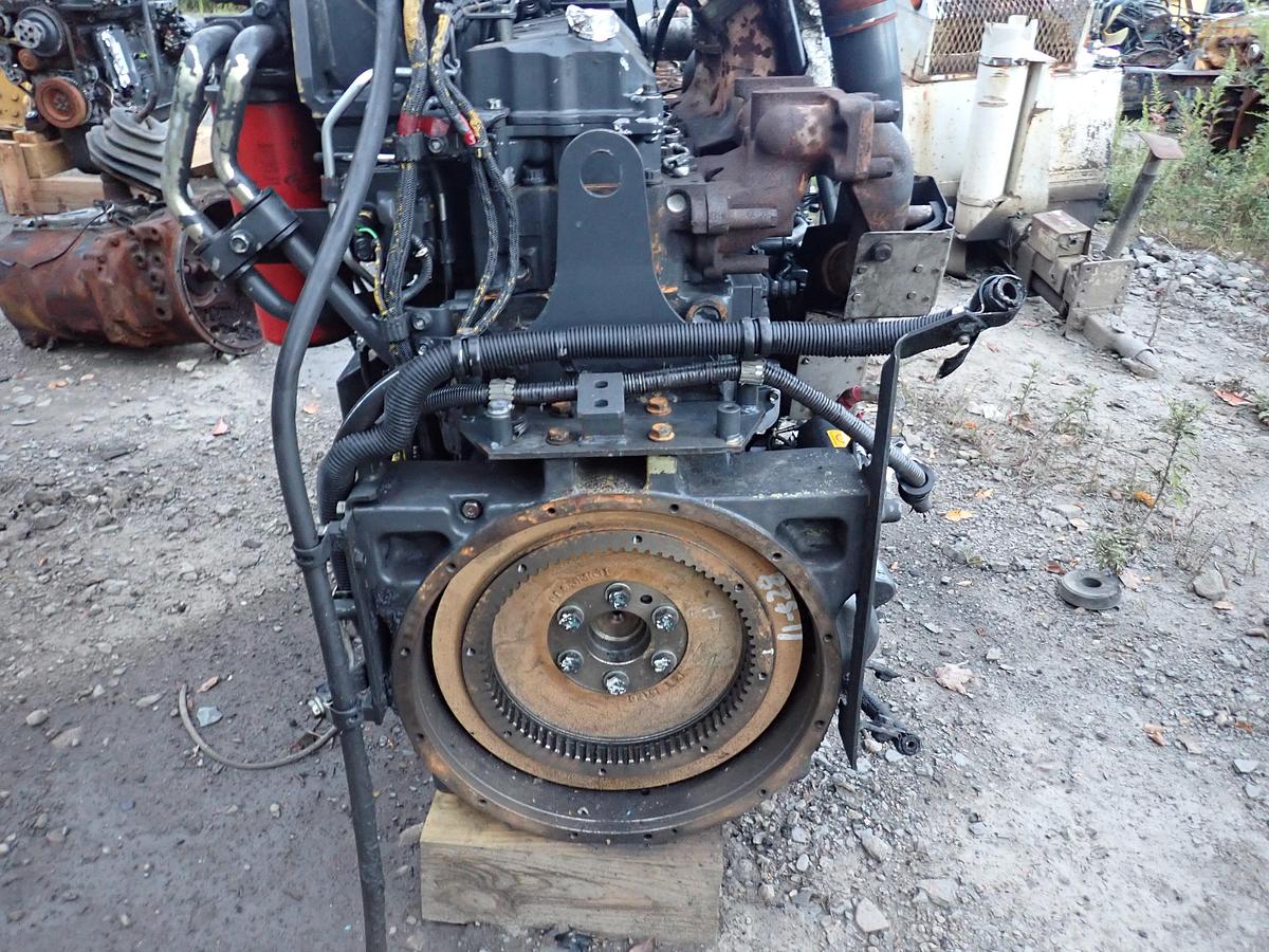 Used 2010 Komatsu SAA6D125E-5 Diesel Engine WA470-6 LOADER