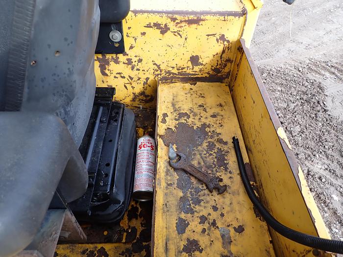 Used 1999 John Deere 550G LT