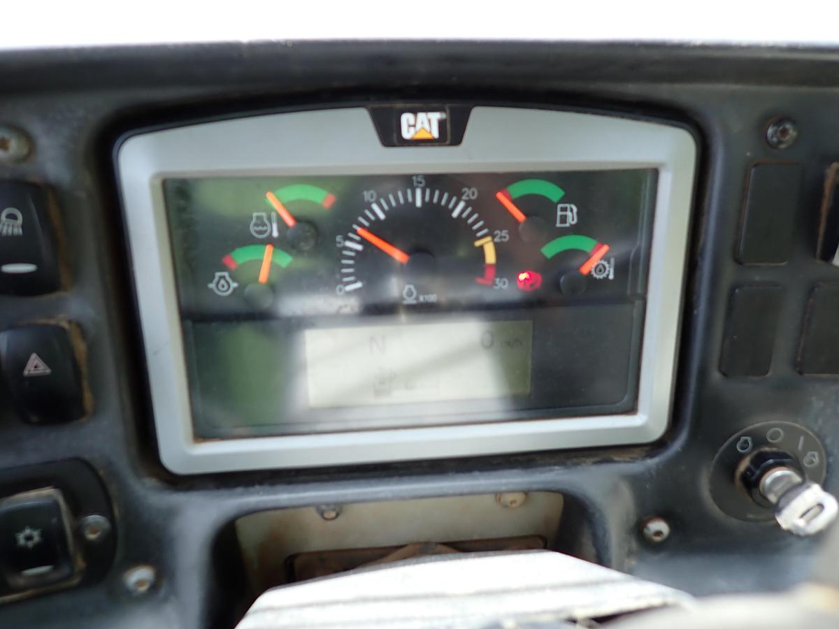 Used 2015 CAT 740B Articulated Haul Truck