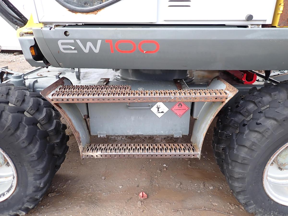 Used 2015 Wacker Neuson EW100