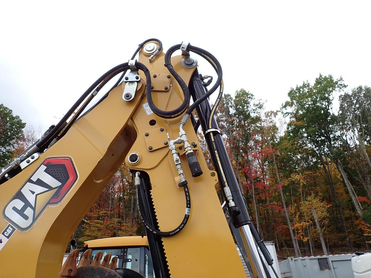 Used 2022 CAT 420 XE Backhoe Loader 