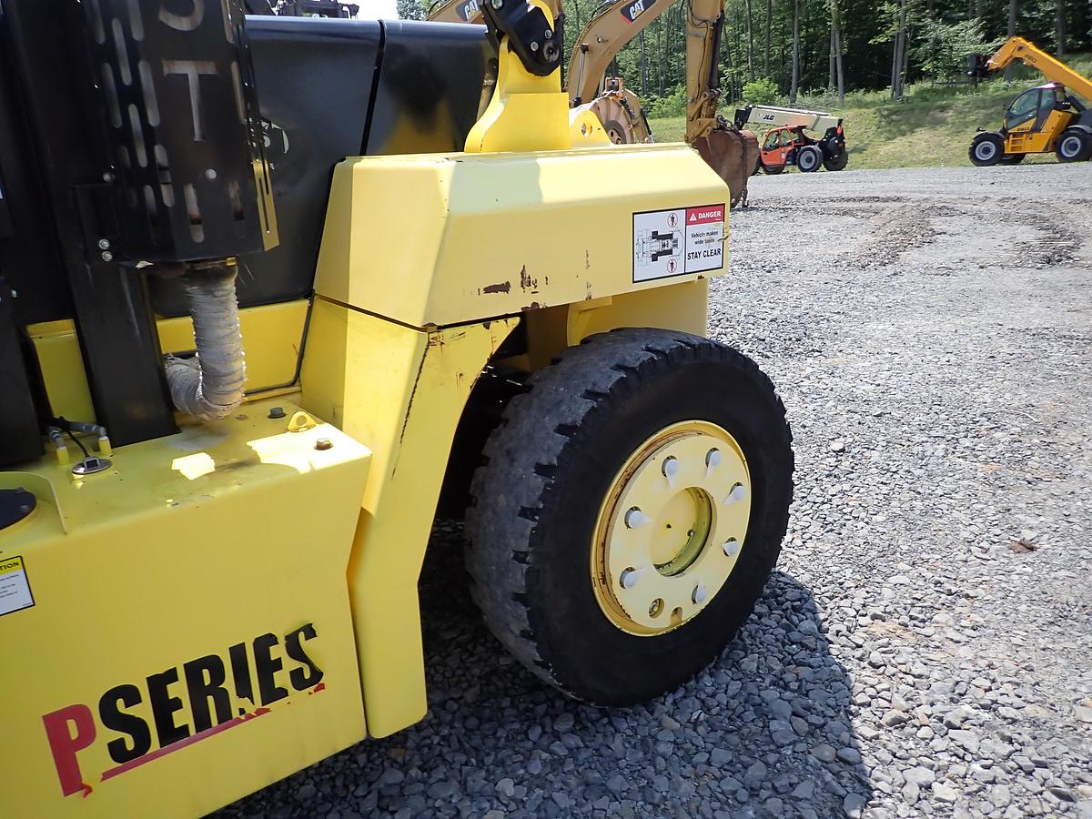 Used 2015 Hoist P300 30,000 Lb Forklift LOW HOURS!
