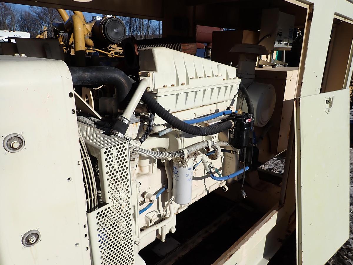 Used 1987 CAT SR4 200 KW Generator 657 HOURS!
