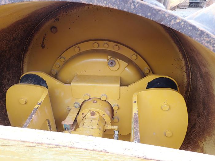 Used 2007 CAT CP-563E Padfoot Compactor