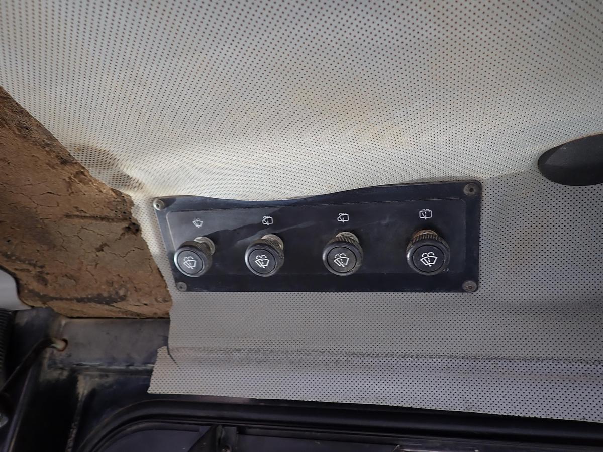 Used 2002 CAT D7R SERIES II Crawler Dozer