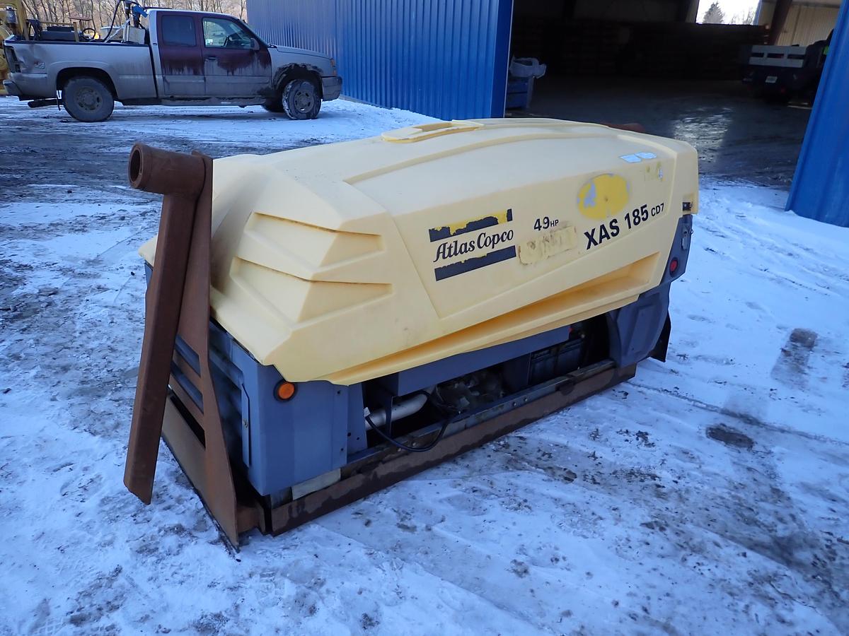 Used 2016 Atlas Copco XAS185CD7 185 CFM Air Compressor 187 HOURS!