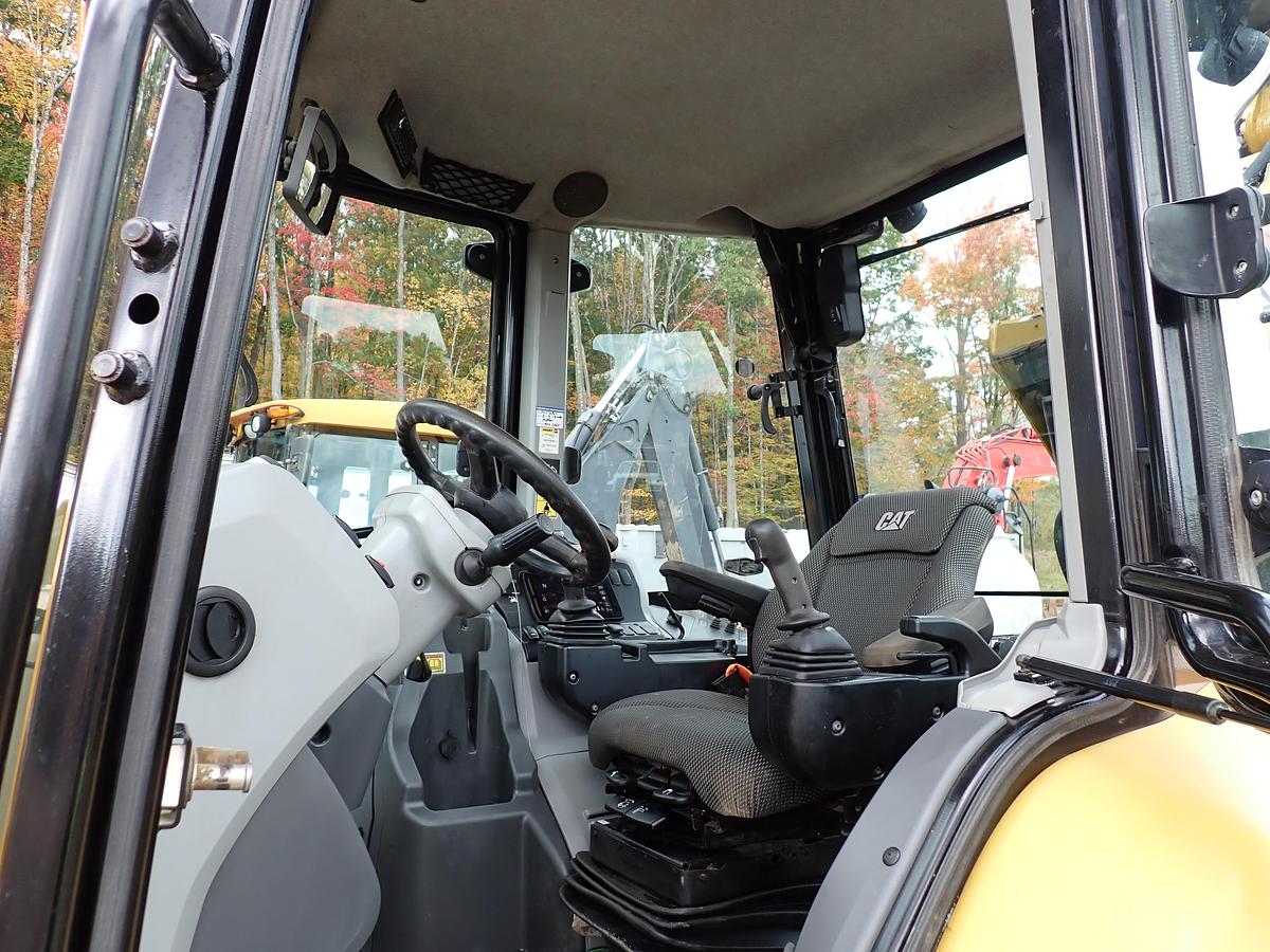 Used 2022 CAT 420 XE Backhoe Loader 