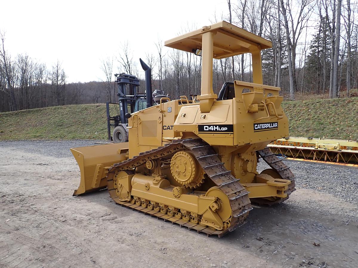 Used 1988 CAT D4H Series II Crawler Dozer