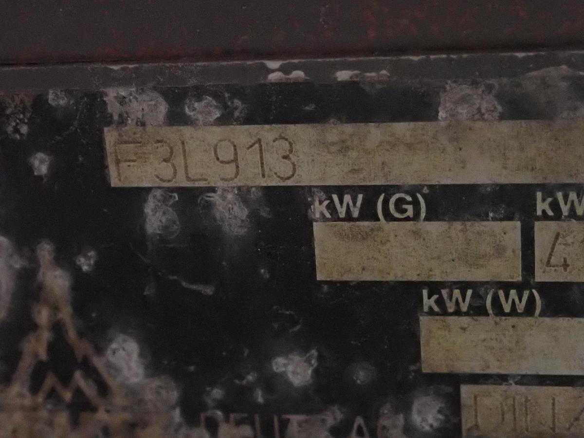 Used 2002 DEUTZ F3L913 Diesel Engine Power Unit