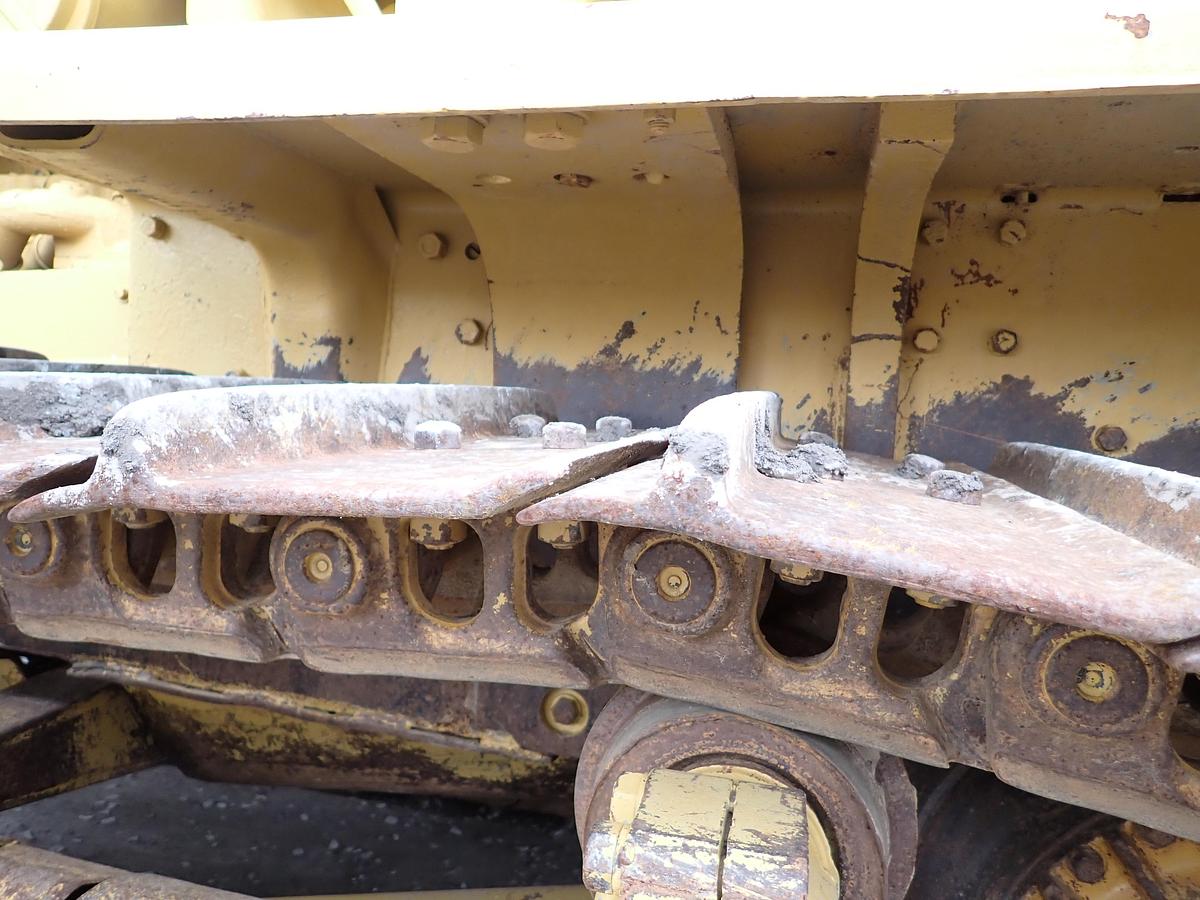 Used 1980 CAT D7G Crawler Dozer w/ RIPPER!
