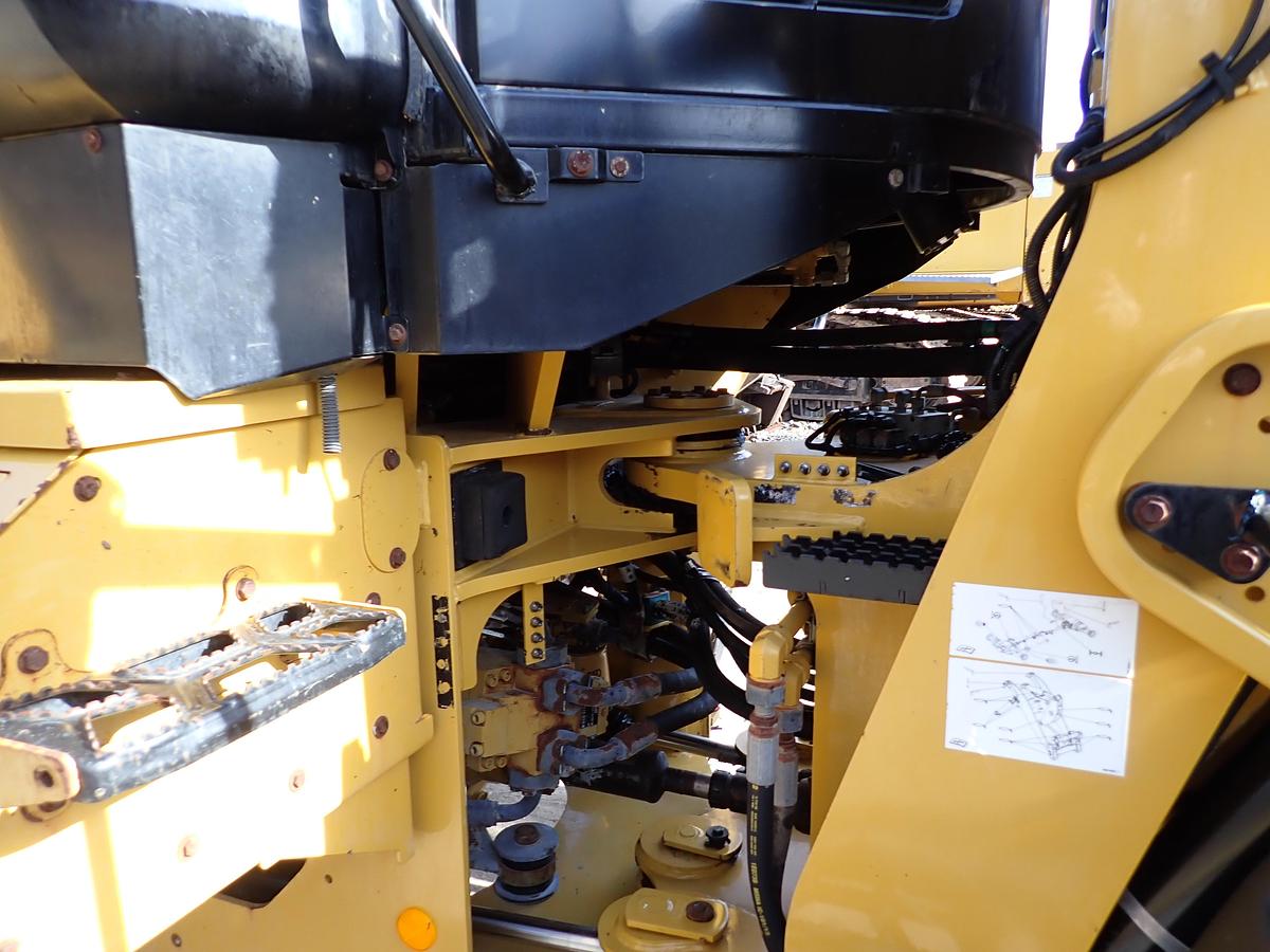 Used 2019 CAT 930M Wheel Loader